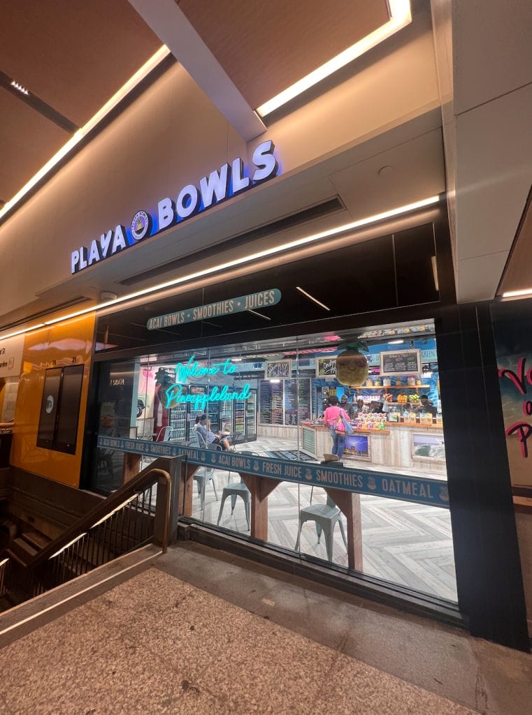 Penn Station Plaza Playa Bowls